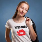 034_kiss_me